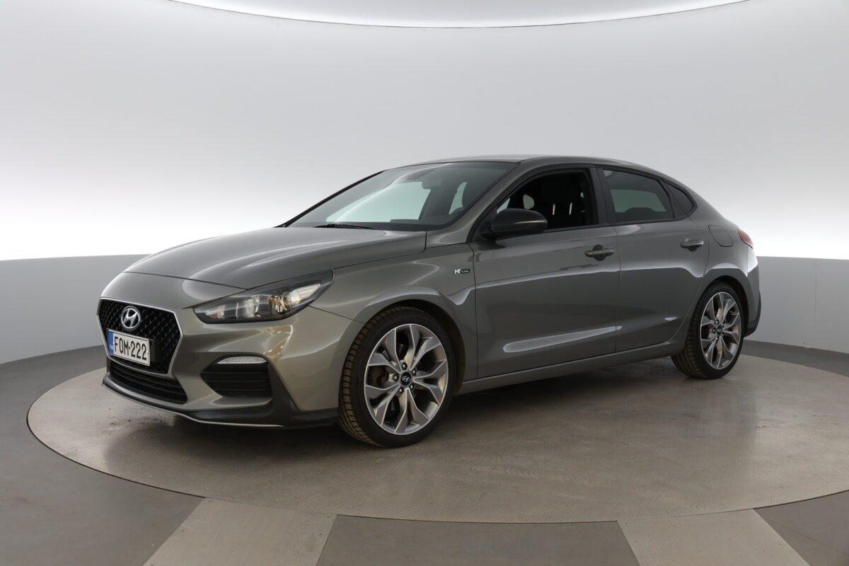 Hyundai i30 Fastback 1