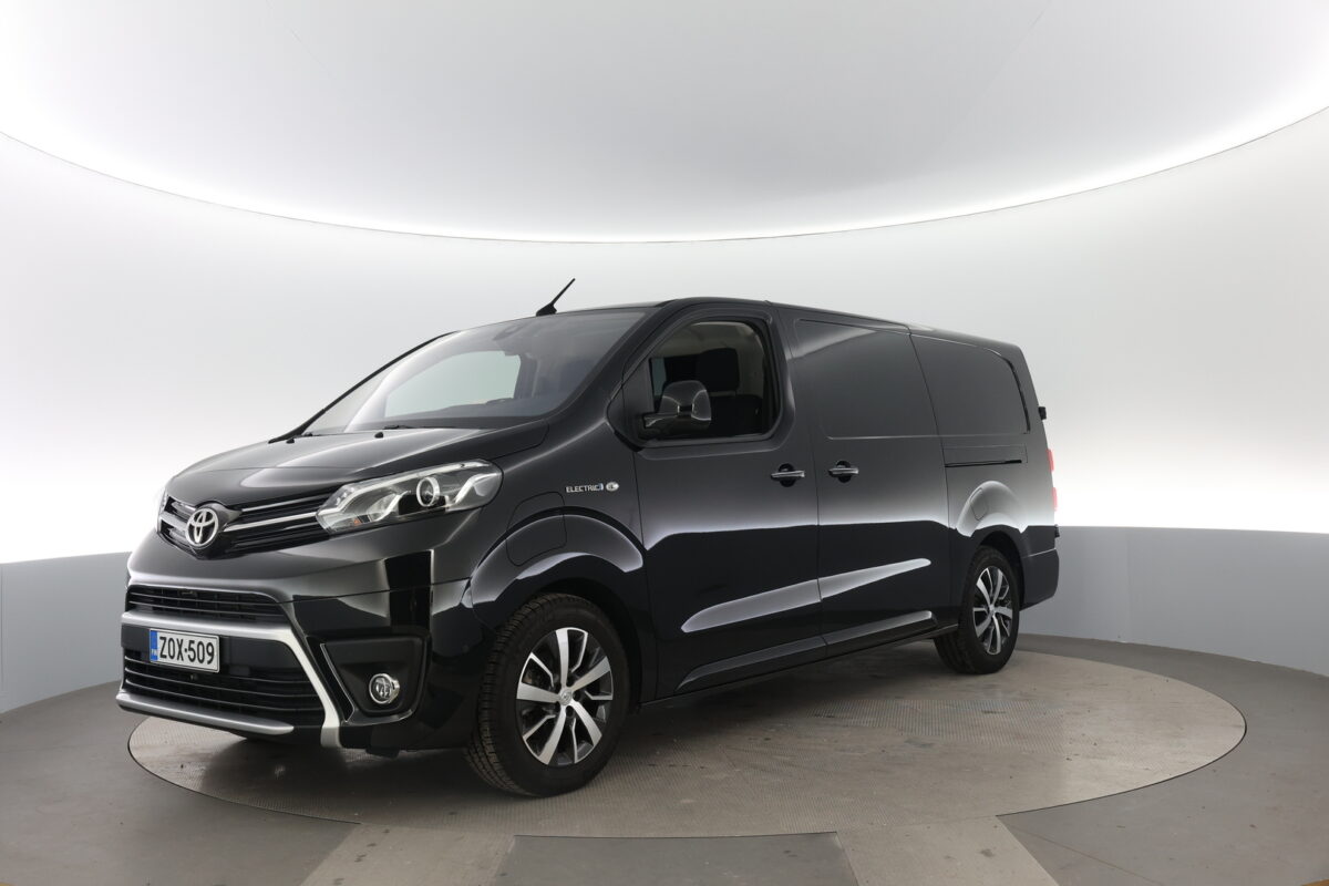 Toyota Proace EV L2 75 kWh 5-ovinen | Navi | Peruutuskamera | Läpijuostava malli - Korko 2