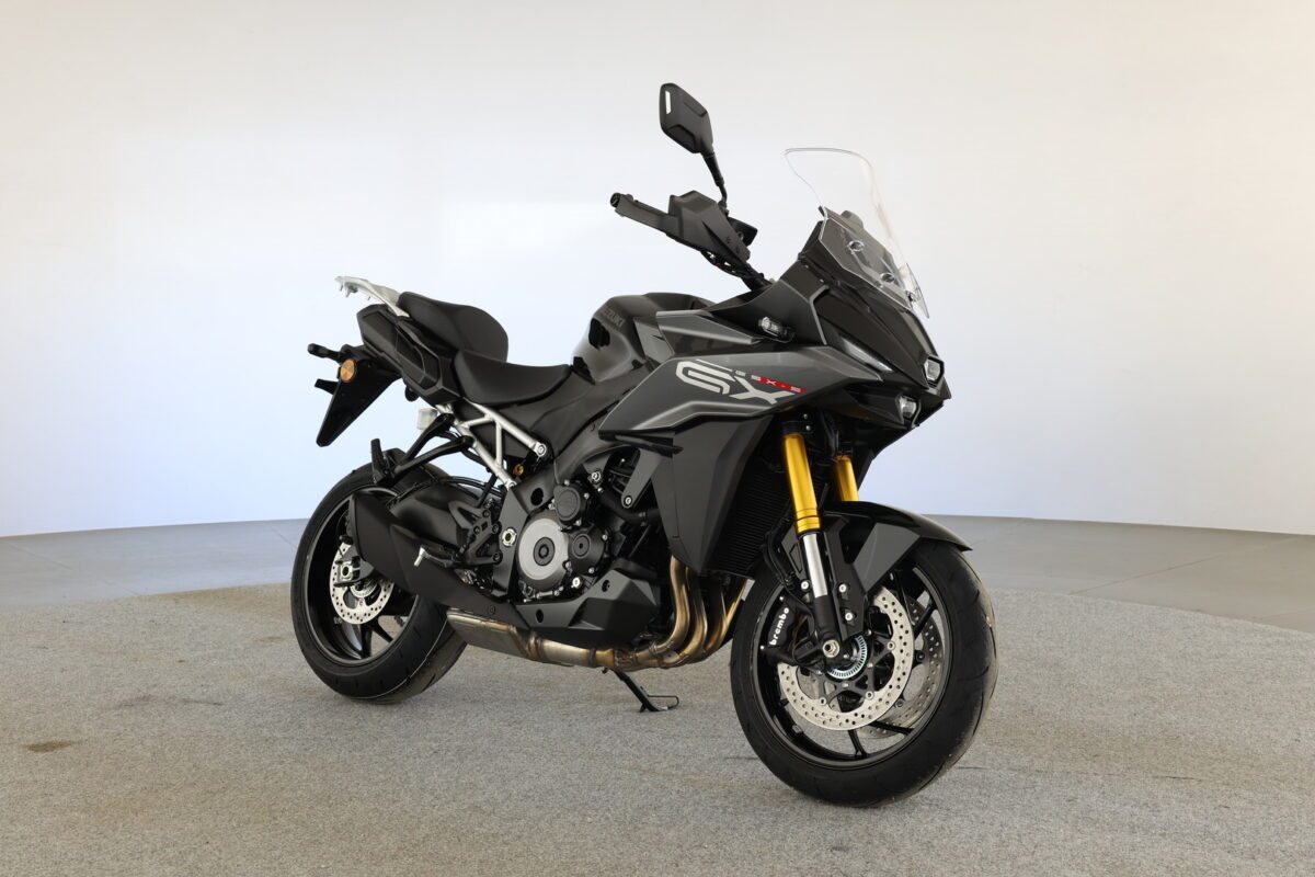 SUZUKI GSX-S 1000GX - 1000€ VARUSTEET KAUPAN PÄÄLLE - KORKO ALKAEN 0%