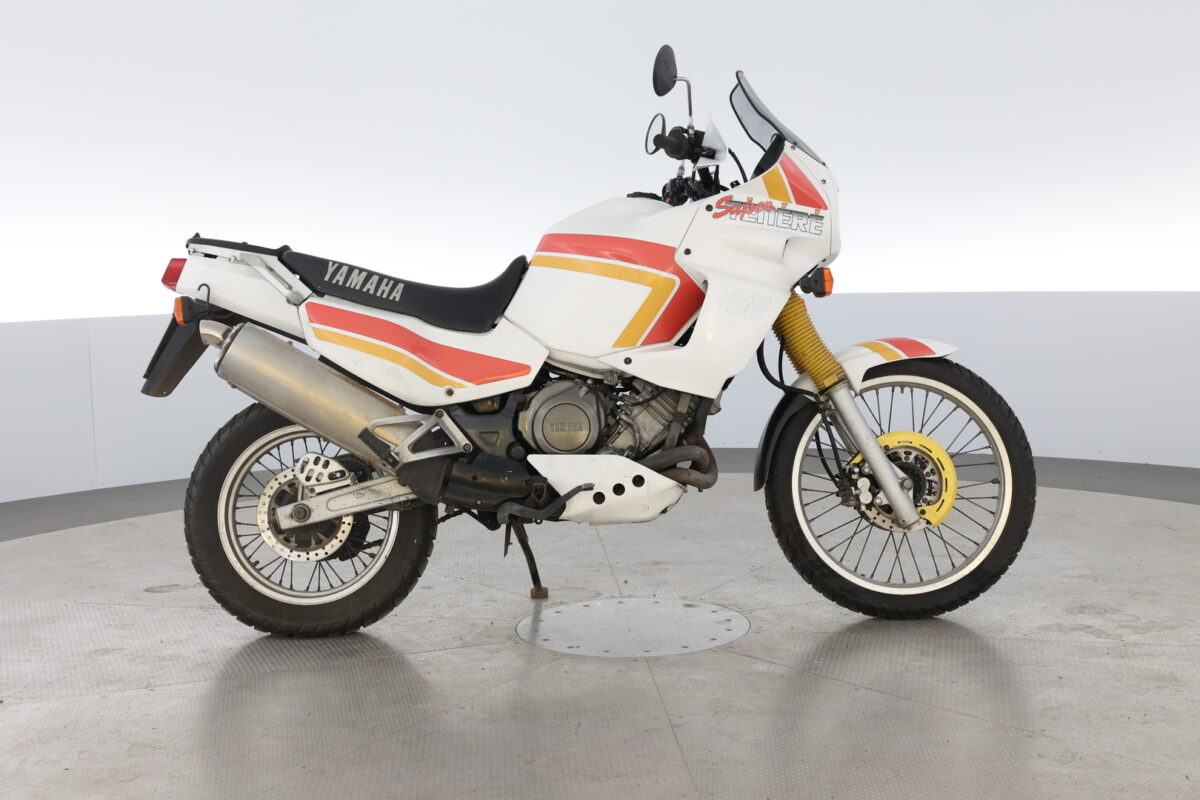 Yamaha XTZ 750 TENERE - Rahoitus alkaen 0%