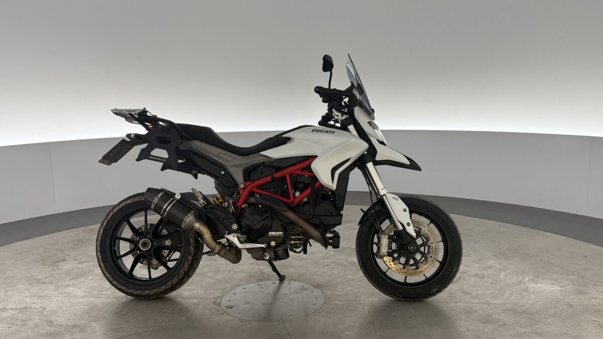 Ducati Hypermotard 939 - *Kesämarkkinat