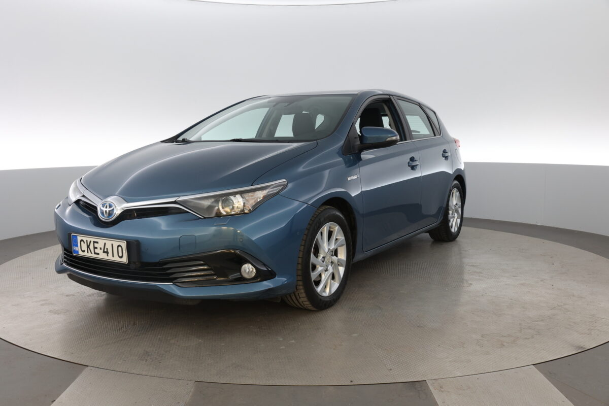 Toyota Auris 1