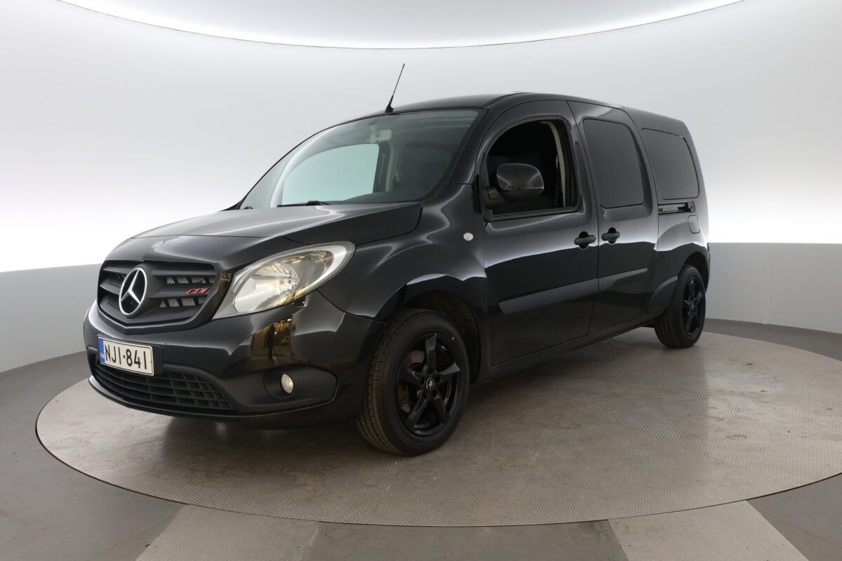 Mercedes-Benz Citan 111CDI K pitkä A3 - Jakohihna vaihdettu 10/25 - Uudet ajamattomat kesärenkaat - 5-paikkaa