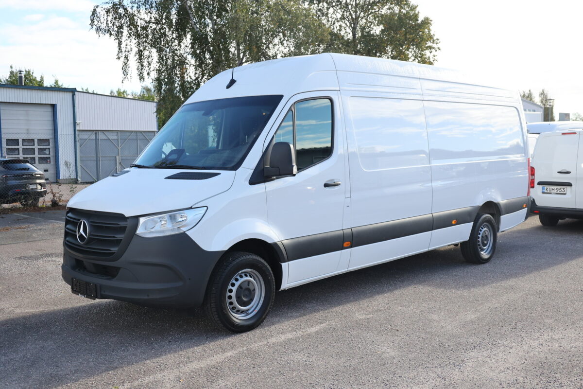 MERCEDES-BENZ SPRINTER 317 CDI pitkä automaatti - Tehdastakuu voimassa 6/26 asti