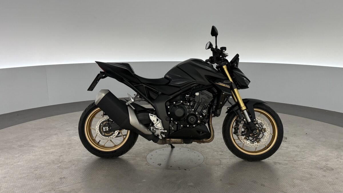 Honda CB 1000 HORNET SP - Tehdastakuu - Quickshifter