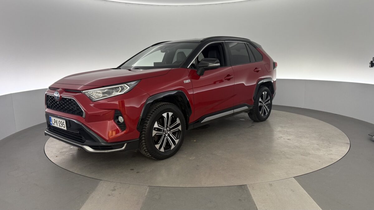 Toyota RAV4 Plug-in Hybrid 2