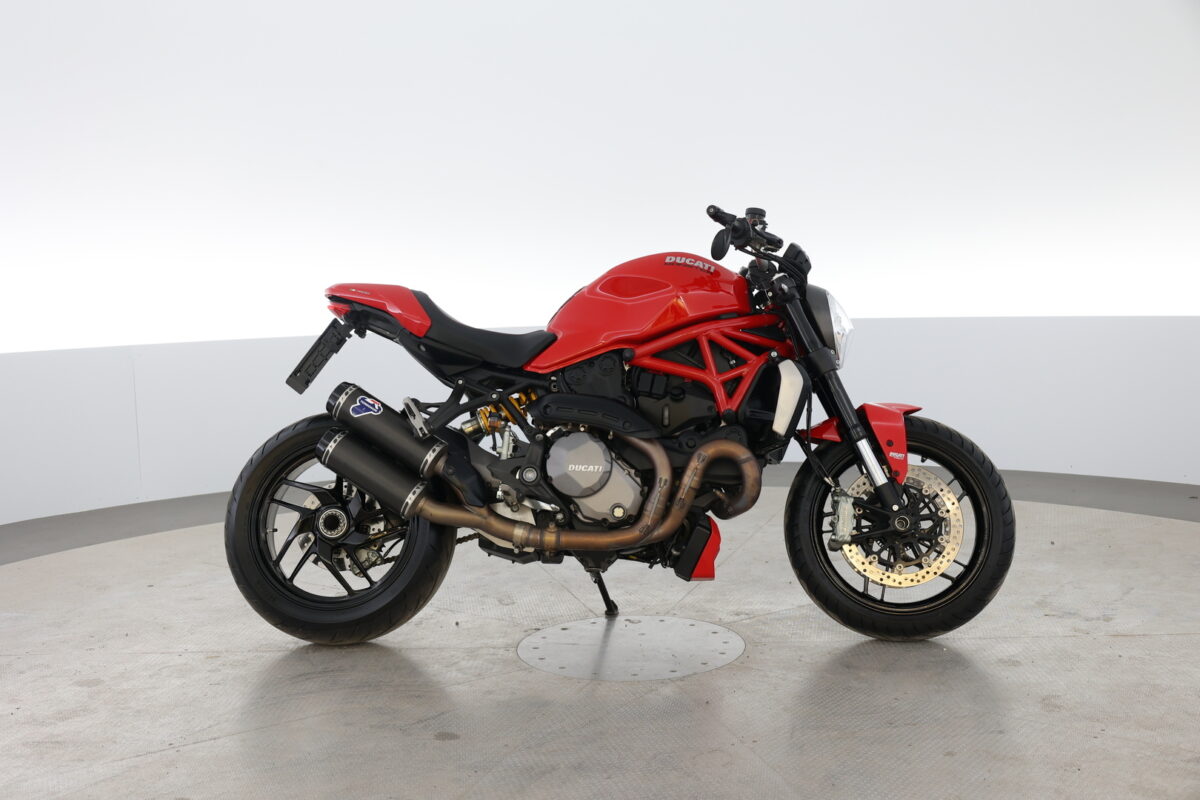 Ducati MONSTER 1200 | Desmo tehty | Termignoni | Shifteri - Korko alk. 2